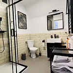 Aparthotel Katedralna 3*