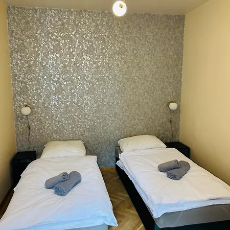 Apartmanhotel Katedralna 3*