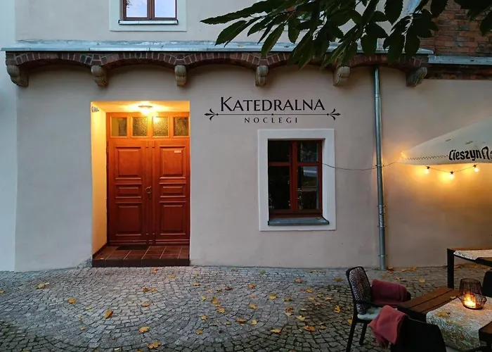 Aparthotel Katedralna