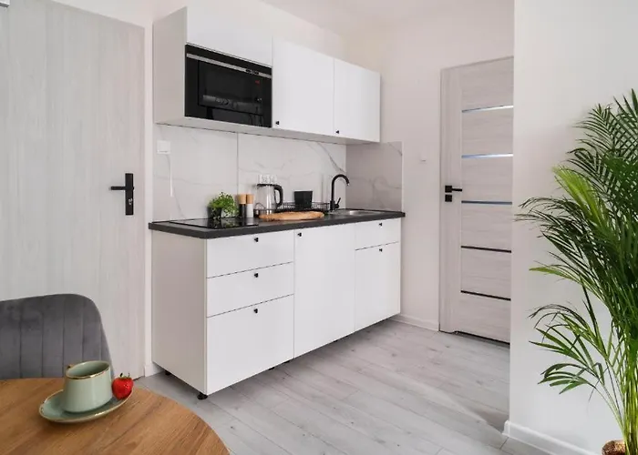 Aparthotel Katedralna 3*